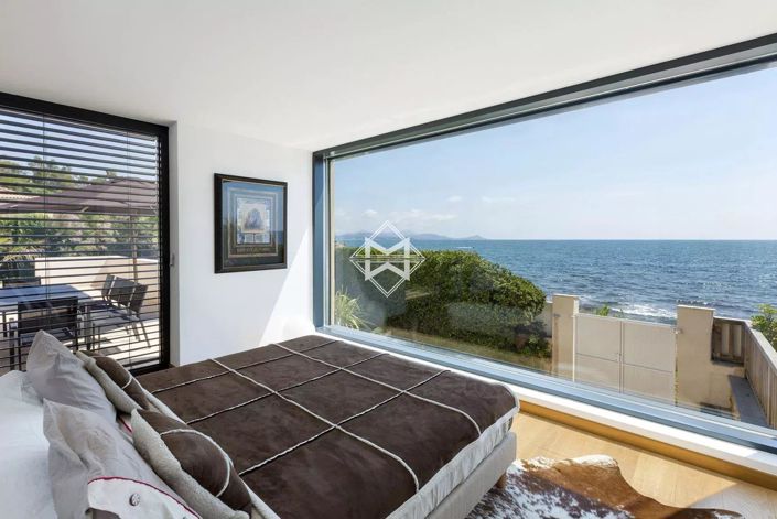 Image No.7-5 Bed House for sale