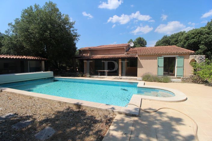 Image No.2-4 Bed House for sale