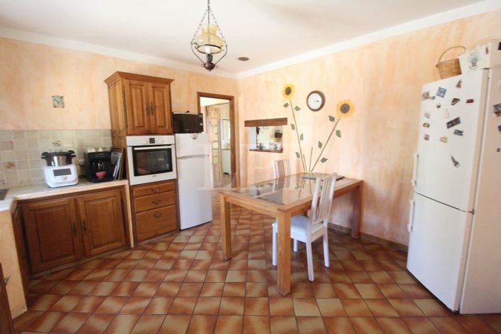 Image No.5-4 Bed House for sale