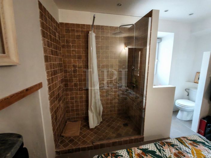 Image No.17-2 Bed House for sale