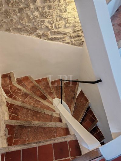 Image No.19-2 Bed House for sale