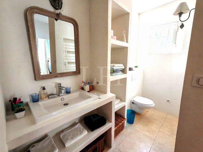 Image No.14-4 Bed House for sale