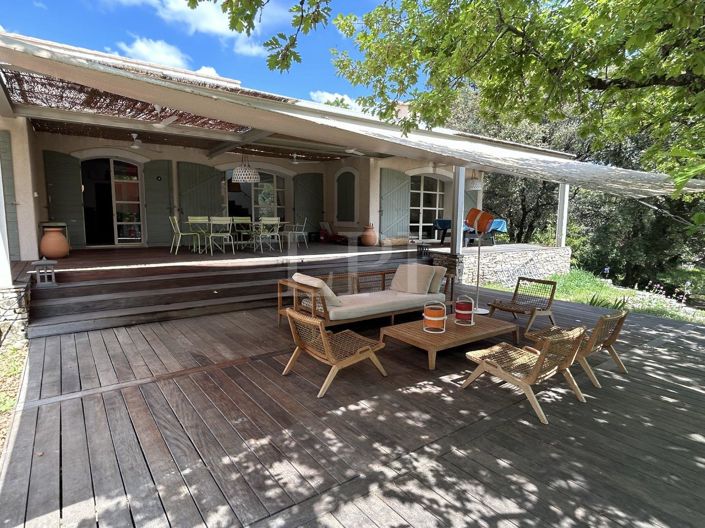 Image No.2-4 Bed House for sale