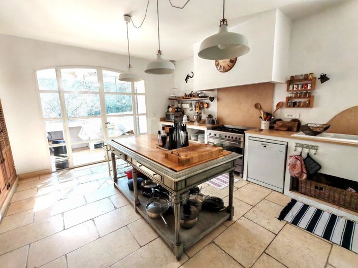 Image No.4-4 Bed House for sale