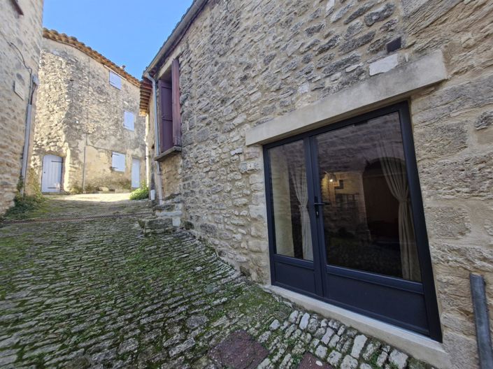 Image No.8-2 Bed House for sale