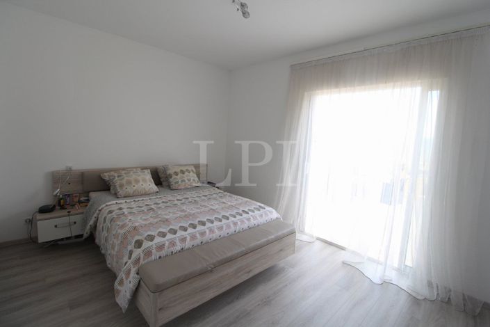 Image No.3-Maison de 5 chambres à vendre à Saint-Martin-de-Castillon