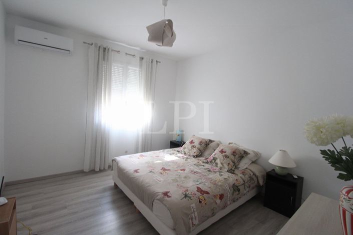 Image No.4-Maison de 5 chambres à vendre à Saint-Martin-de-Castillon