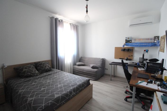 Image No.7-Maison de 5 chambres à vendre à Saint-Martin-de-Castillon