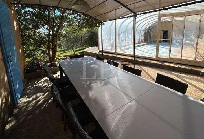 Image No.9-4 Bed House for sale