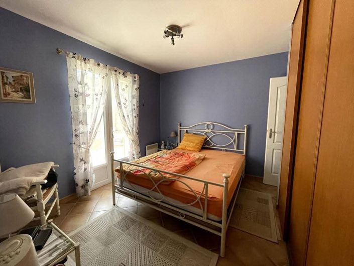 Image No.7-4 Bed House for sale