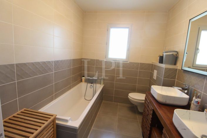 Image No.9-Maison de 4 chambres à vendre à Vaucluse