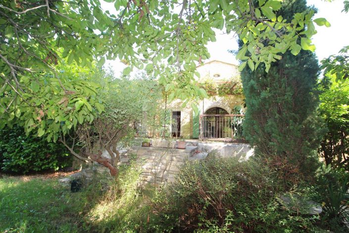 Image No.2-5 Bed House for sale