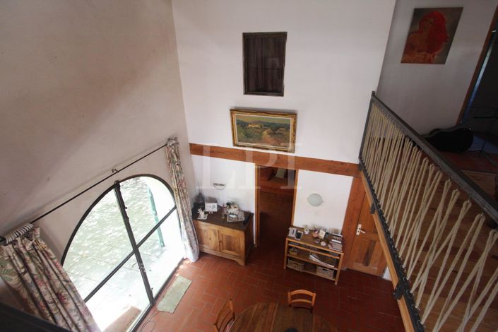 Image No.5-5 Bed House for sale