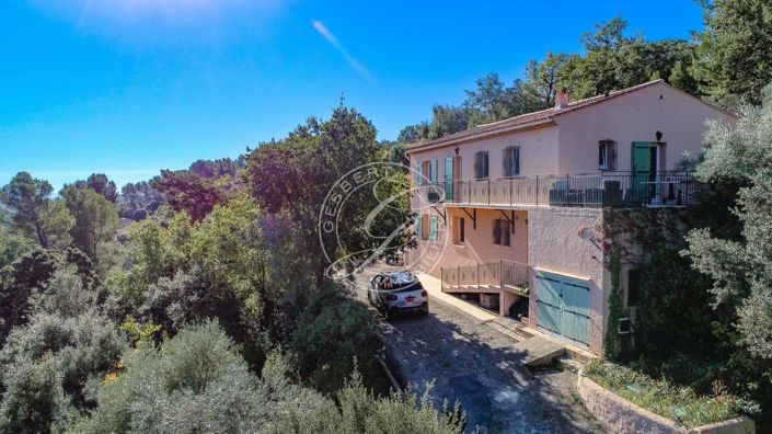 Image No.30-4 Bed House for sale