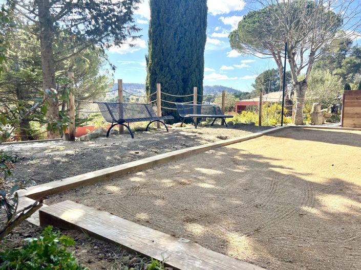 Image No.17-6 Bed House for sale