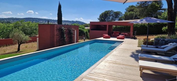 Image No.17-6 Bed House for sale