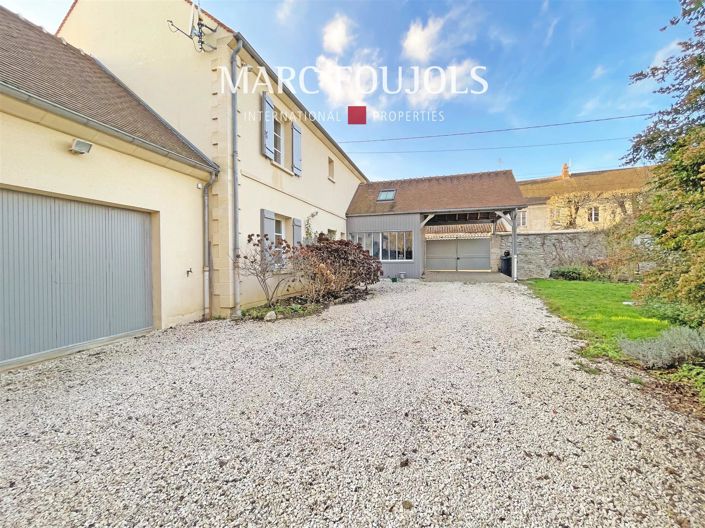 Image No.2-4 Bed House for sale