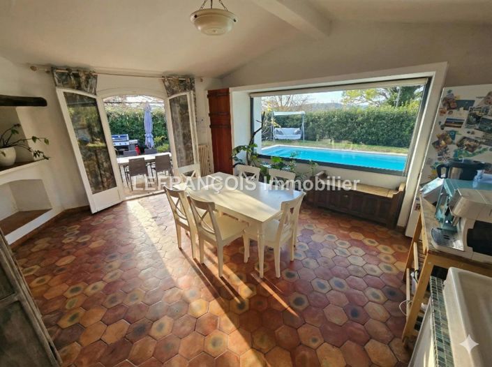 Image No.6-House for sale