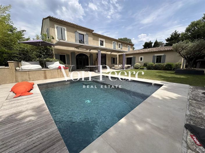 Image No.2-4 Bed House for sale