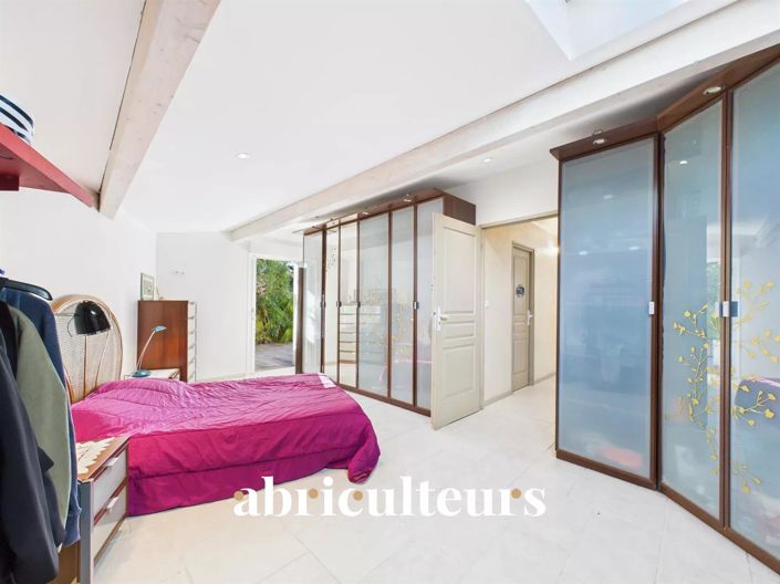 Image No.7-3 Bed House for sale