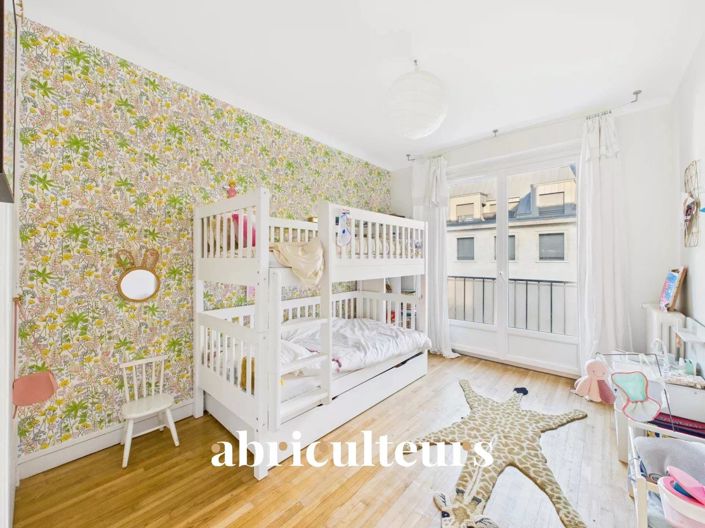 Image No.8-4 Bed Apartment for sale