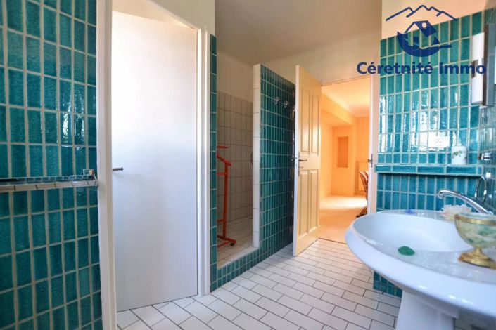 Image No.13-3 Bed House for sale