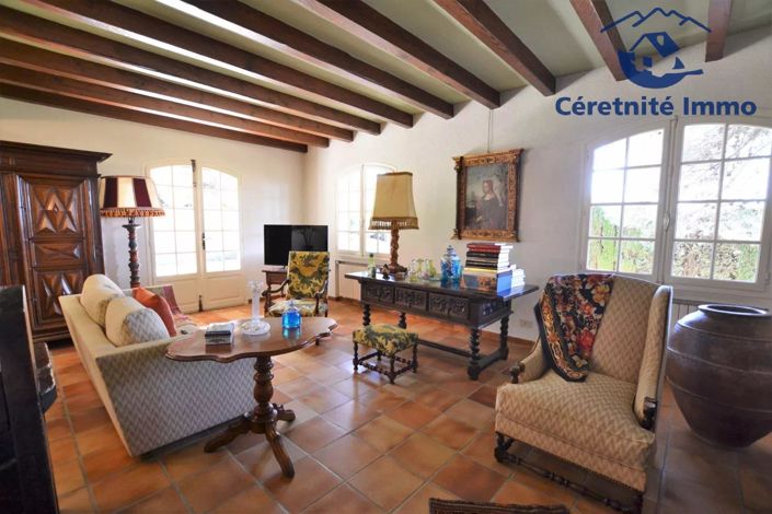 Image No.2-3 Bed House for sale