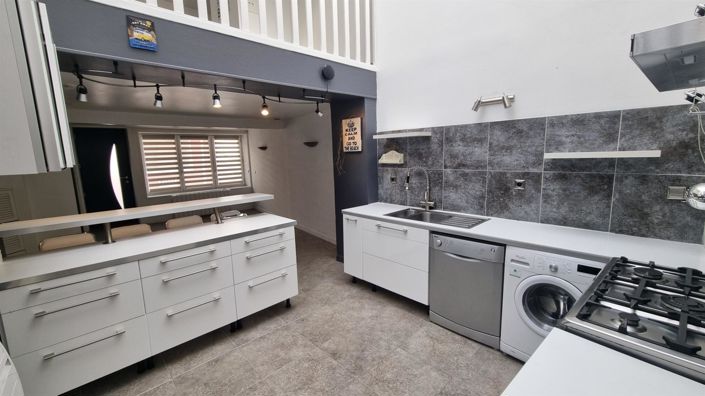 Image No.3-2 Bed House for sale