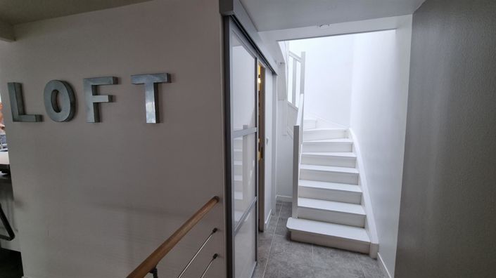 Image No.5-2 Bed House for sale