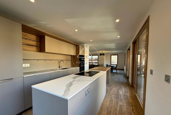 Image No.2-4 Bed Apartment for sale