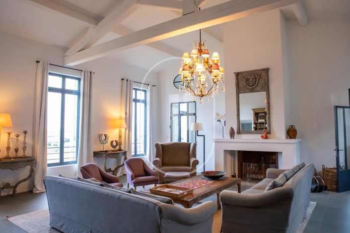 Image No.16-5 Bed House for sale