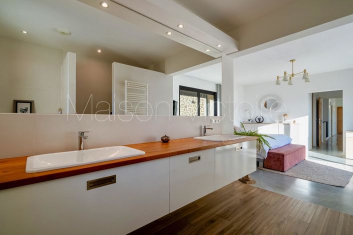 Image No.19-4 Bed House for sale