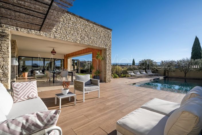 Image No.2-4 Bed House for sale