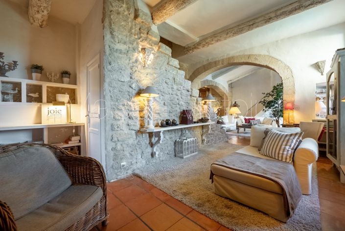 Image No.12-3 Bed House for sale