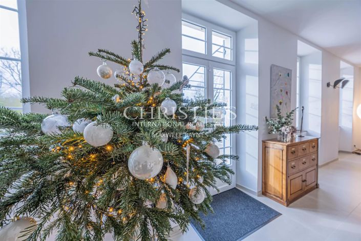 Image No.10-4 Bed House for sale