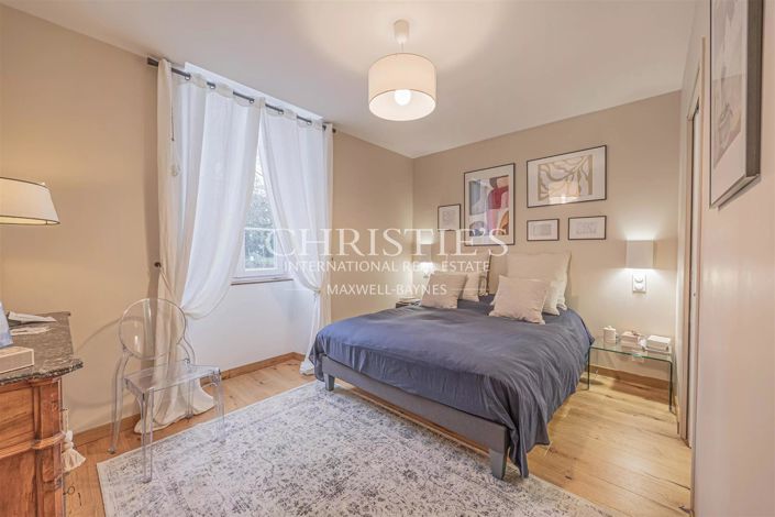 Image No.12-4 Bed House for sale