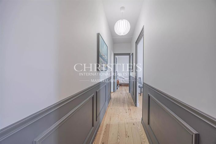 Image No.16-4 Bed House for sale