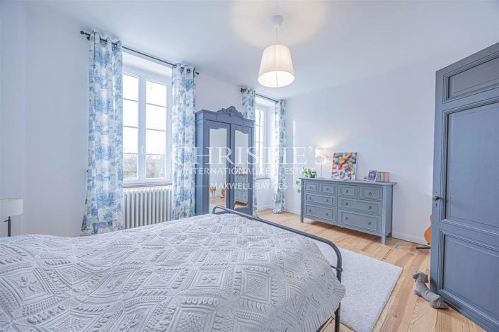 Image No.18-4 Bed House for sale