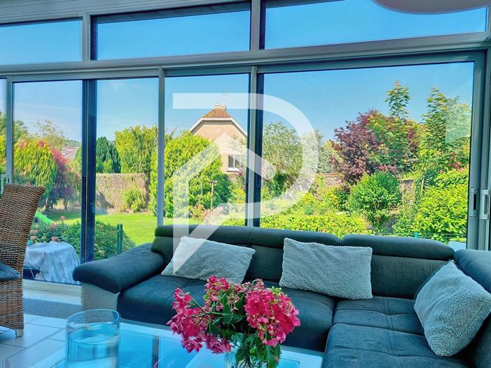 Image No.2-4 Bed House for sale