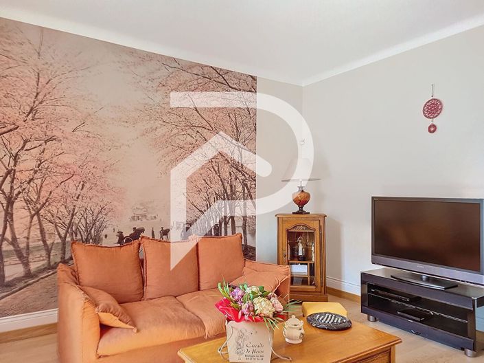 Image No.6-4 Bed House for sale