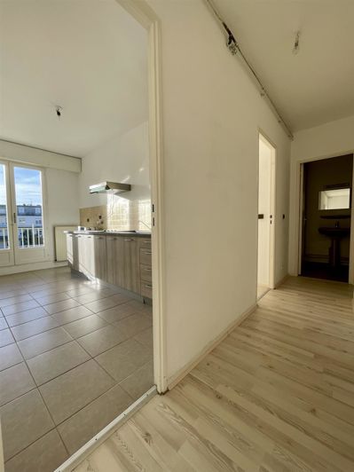 Image No.12-1 Bed Apartment for sale