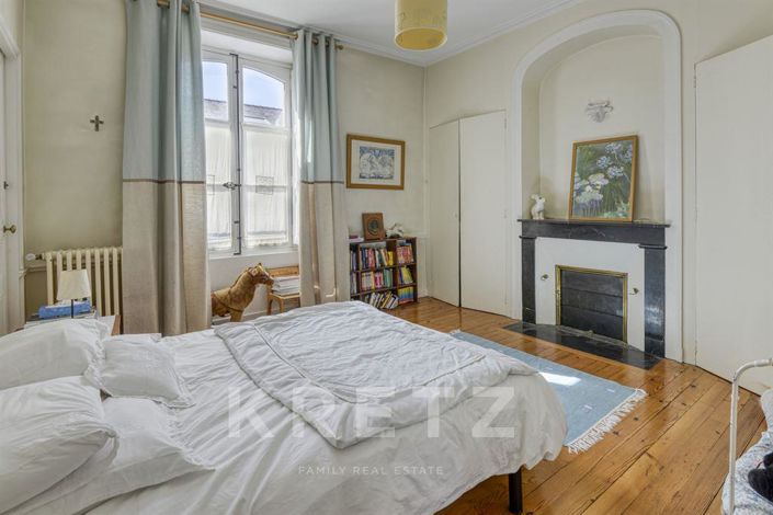 Image No.10-5 Bed House for sale