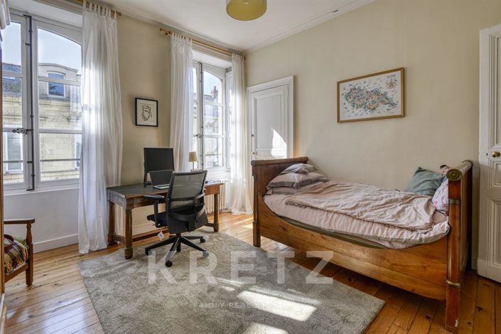 Image No.11-5 Bed House for sale