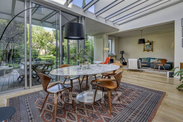 Image No.4-5 Bed House for sale