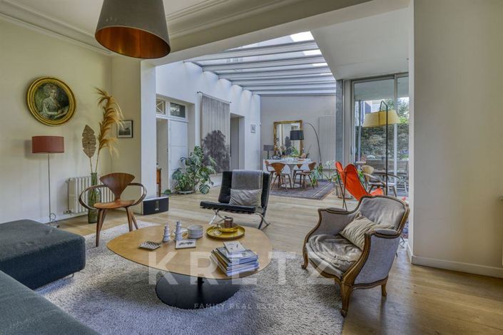 Image No.5-5 Bed House for sale