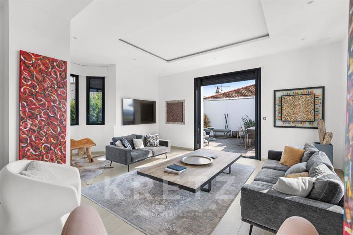 Image No.3-4 Bed House for sale