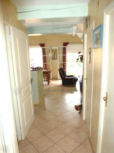 Image No.10-2 Bed House for sale