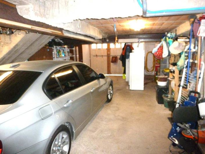 Image No.18-2 Bed House for sale