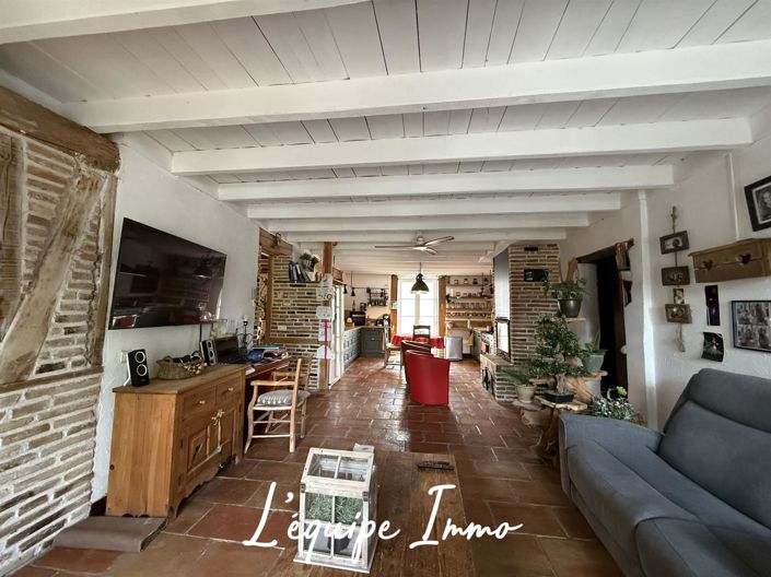 Image No.8-4 Bed House for sale