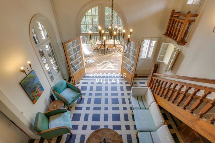 Image No.2-11 Bed House for sale